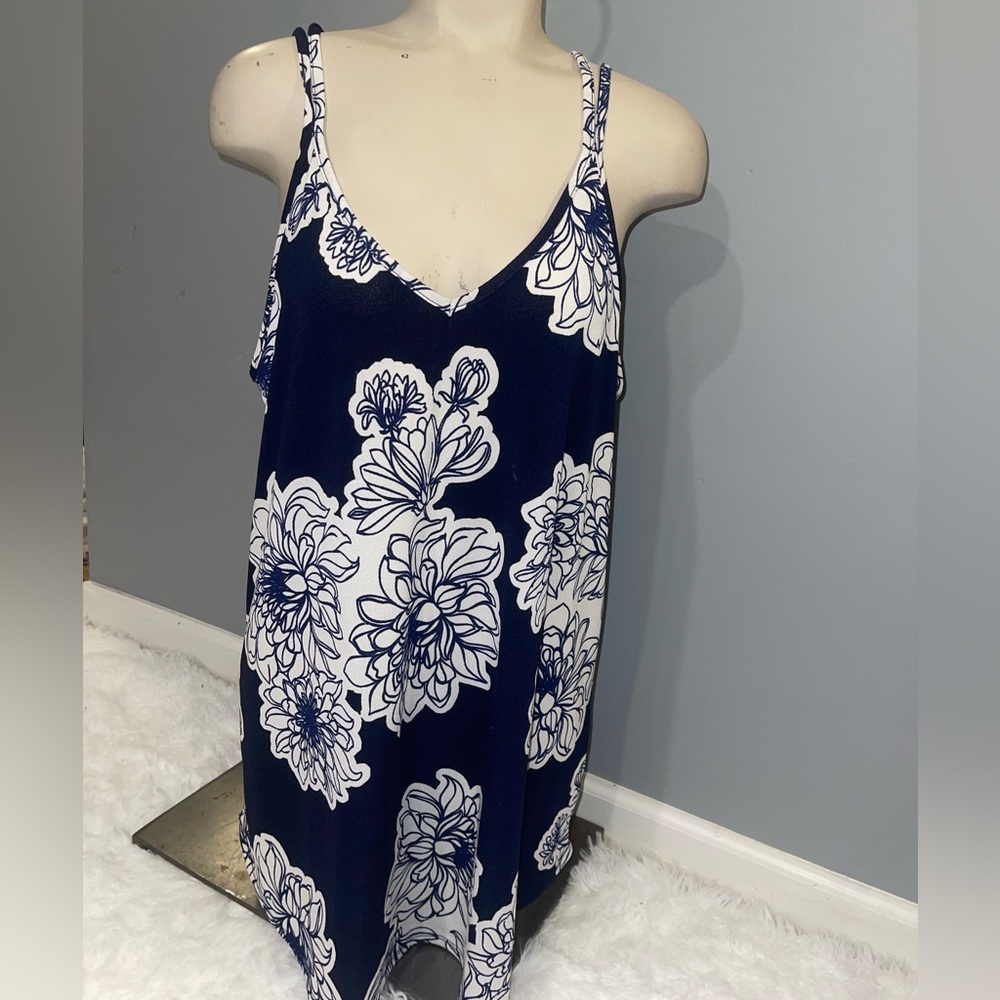 Lularoe Daniella Cross Back Tank Shirt Floral Blue White Crepe Fits Medium top